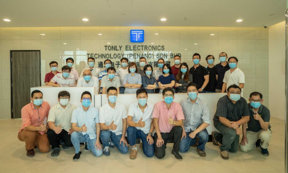 �������Ǳȷ����з���˳����ҵ